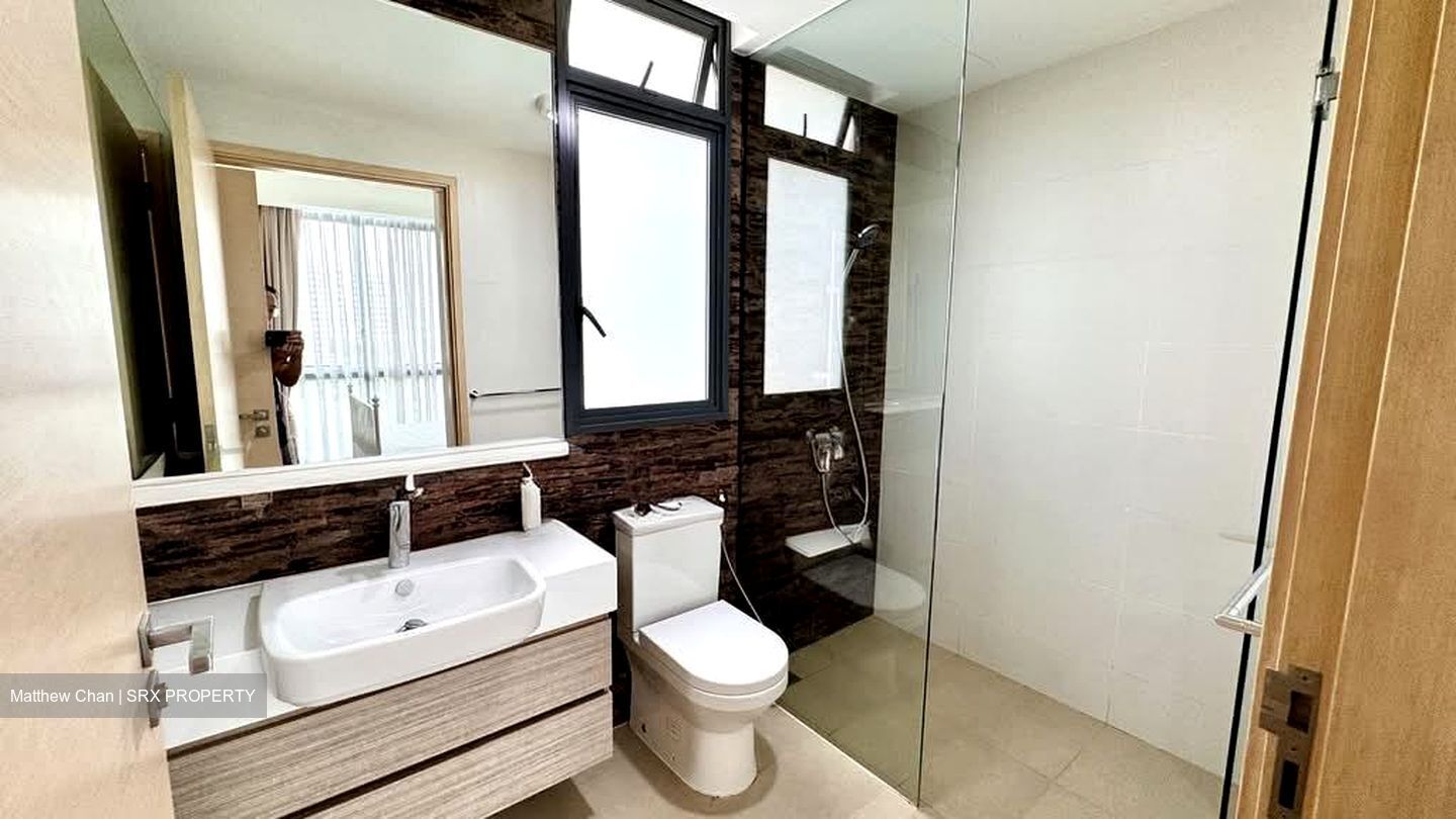 The Luxurie (D19), Condominium #554309271
